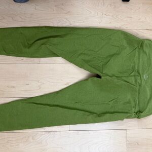 Beyond Yoga spring green Leggings
